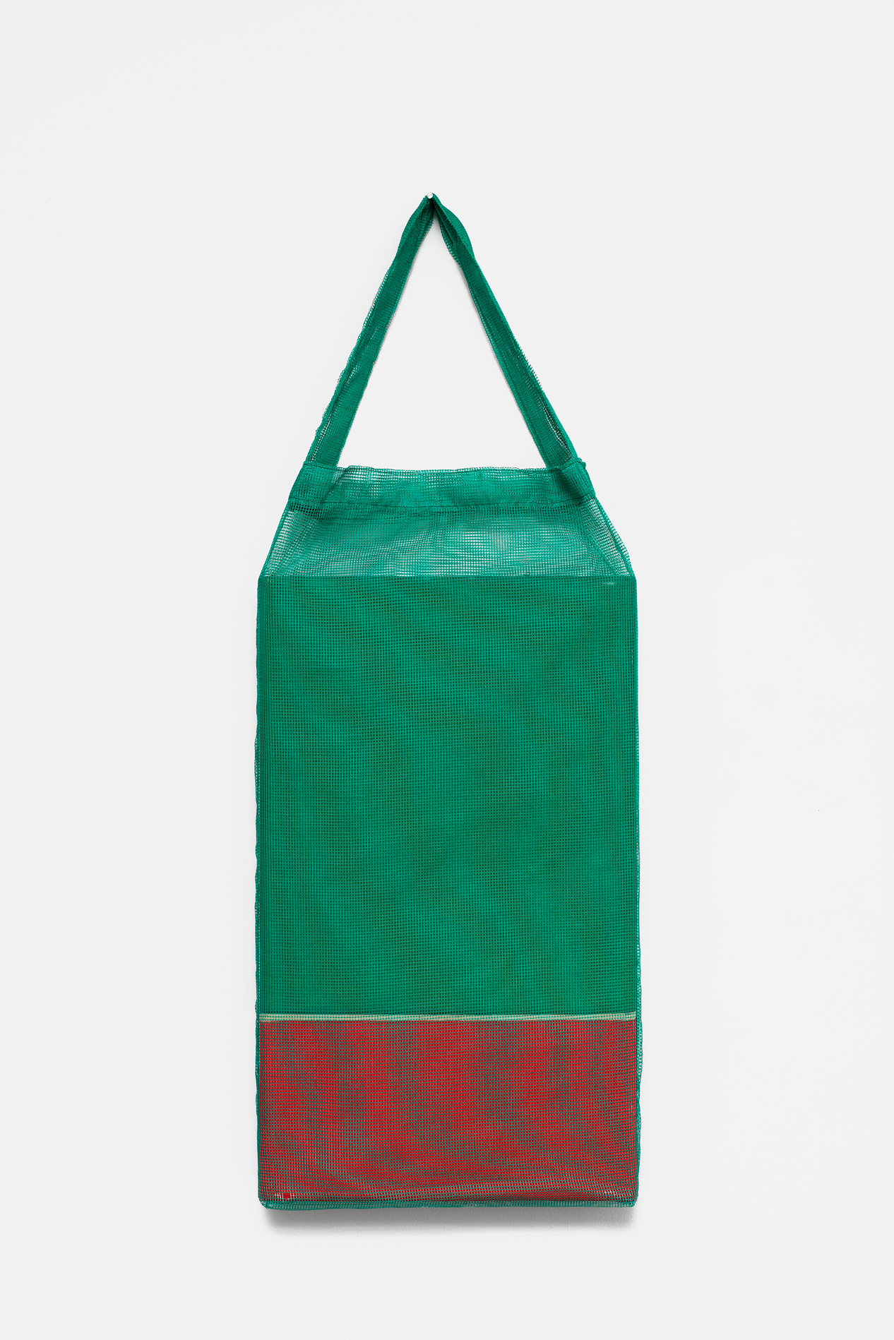 , 2018, Pigments on cotton fabric [batik] and bag, 82 x 30 x 5 cm, , unique artwork, Photo: Aurlien Mole