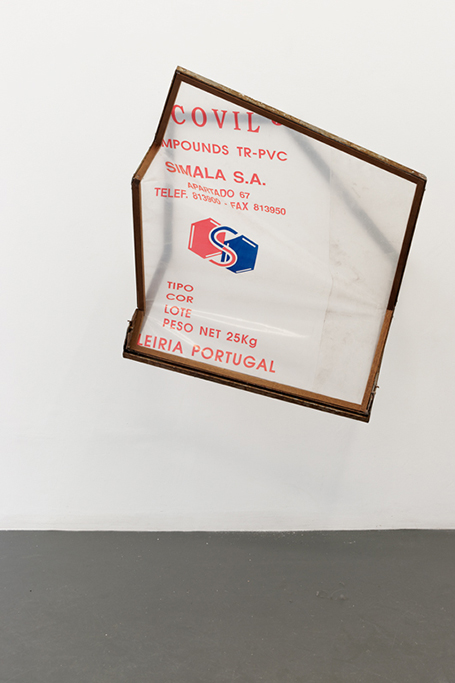 , 2013, Metal and wood window from Fbrica de Plsticos Simala's and plastic bag, 115 x 75 x 51 cm, , unique artwork, photo: Aurlien Mole